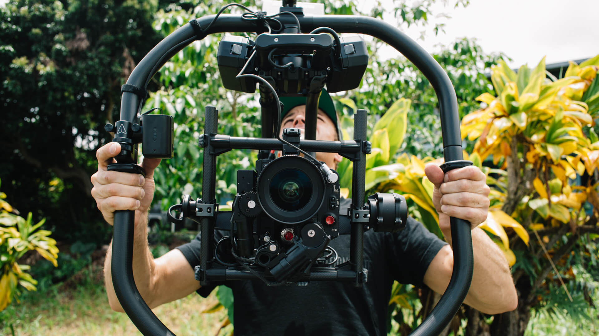 Cinematographer / DP Sam Nuttmann - Hawaii - Ordinary People - Redrock focus finger wheel