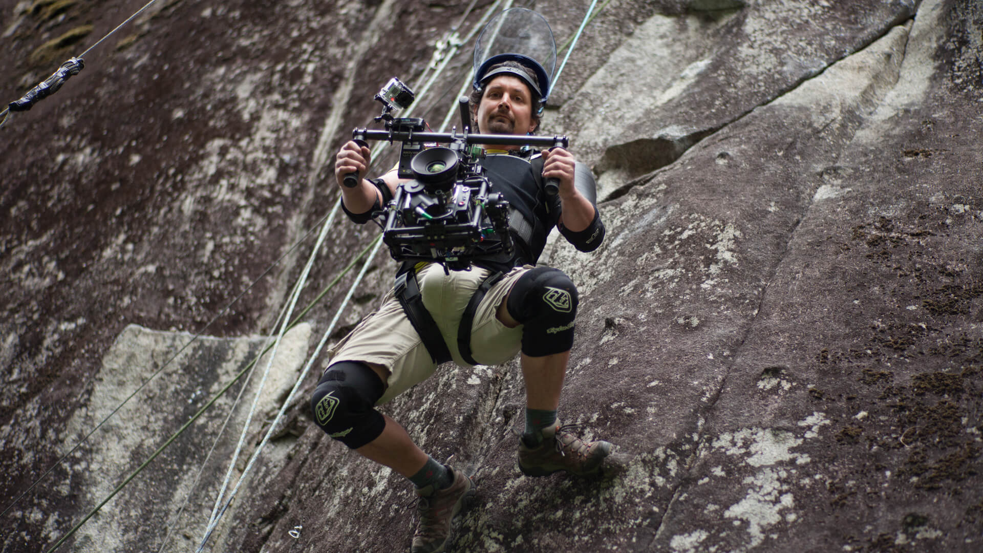 MoVI Operator Sam Nuttmann - Matt Ross - Captain Fantastic - rock climbing stunt